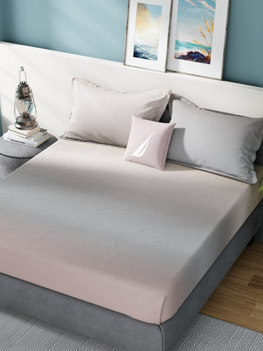https://cdn.shopify.com/s/files/1/1857/6931/products/57ac1354-4cbf-40a3-9915-b465bc0a0aa81681711421006Bedsheets1.jpg?v=1703226767